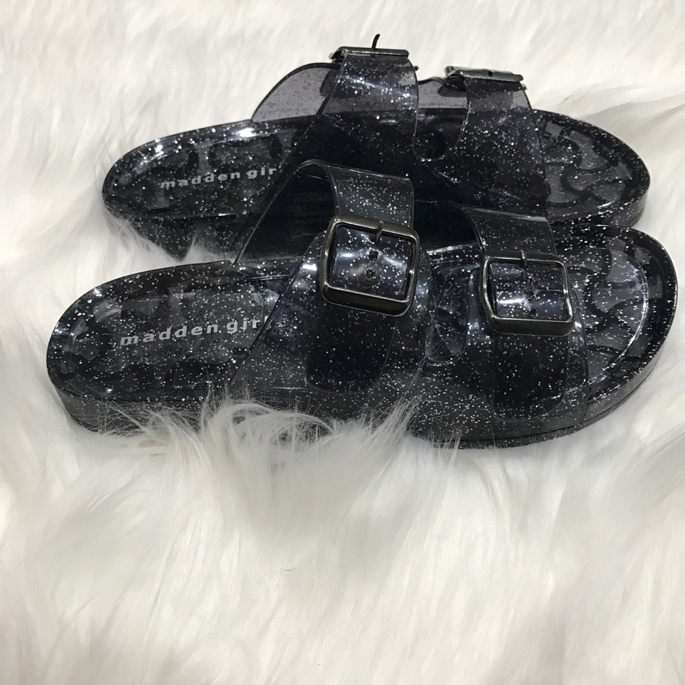 Madden Girl Sandals Size 6.5